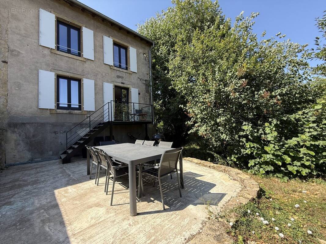 Maison à AMNEVILLE