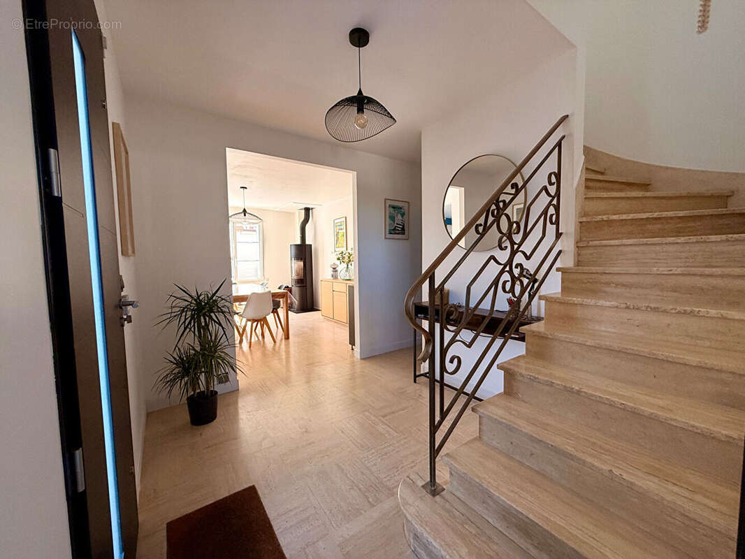 Maison à CHAMBRAY-LES-TOURS