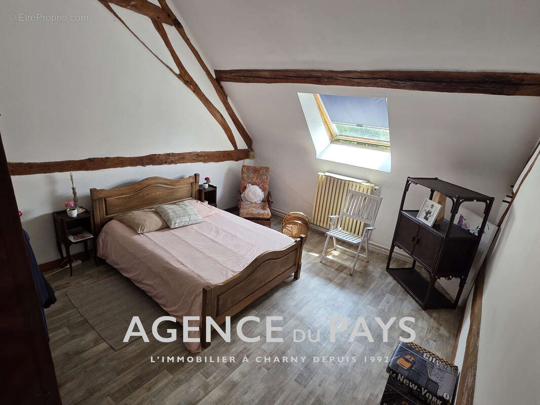 Maison à CHARNY