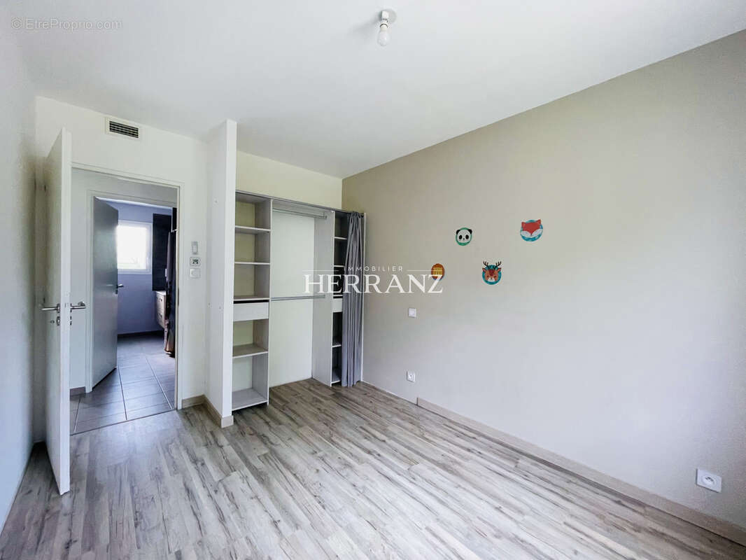 maison de plain-pied de 2018, 4 chambres, garage, jardin. - photo 6