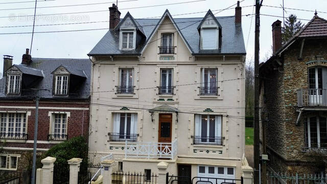 Maison à LIANCOURT