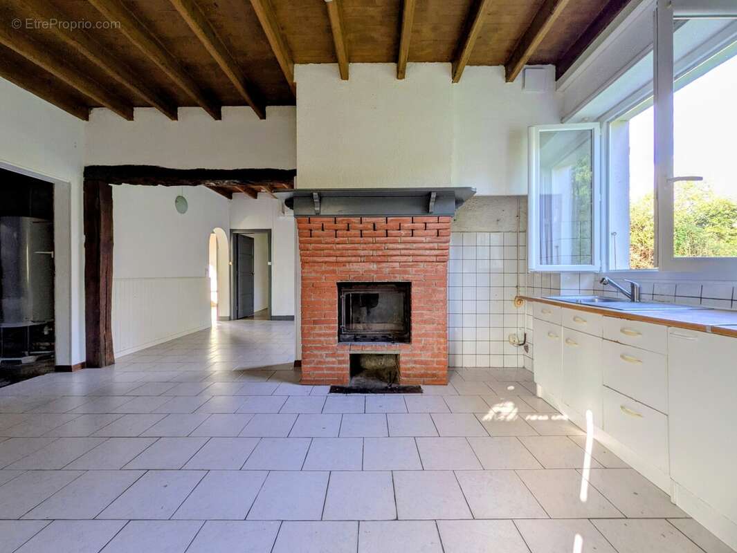 Maison à CAHUZAC-SUR-ADOUR