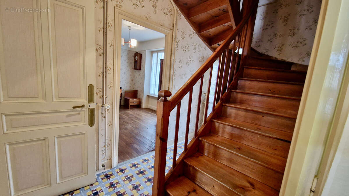 Maison à PAULHAGUET