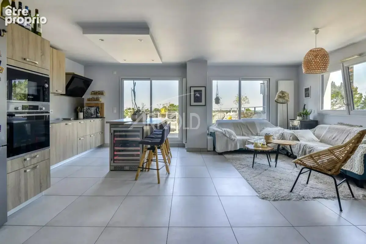 Sainte -Thérèse - Appartement 91 m2 dernier étage avec terrasses - photo 4