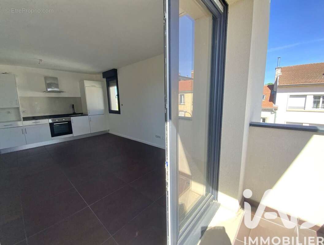 Photo 3 - Appartement à JARVILLE-LA-MALGRANGE
