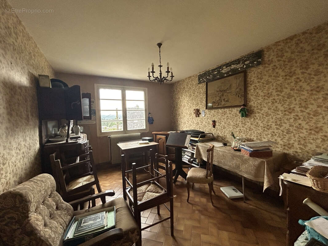 Maison à NAVES