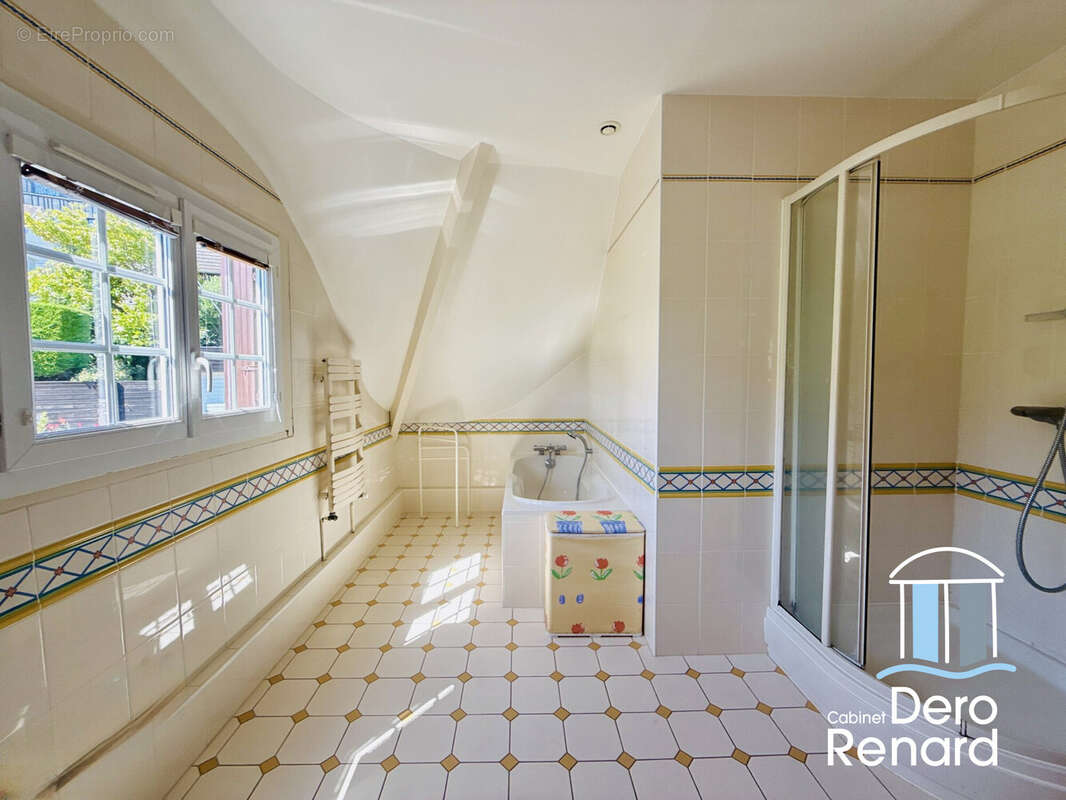 Maison 183 m² à Sainte-Adresse  - photo 8