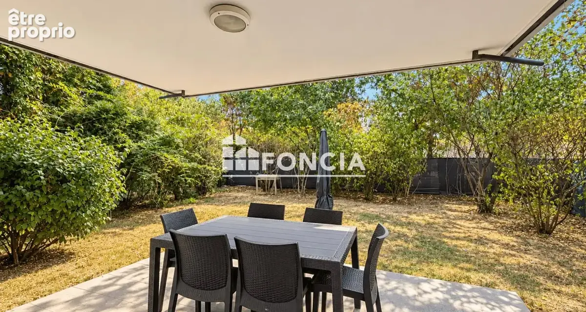 La tour-de-salvagny – t3 de 70 m² avec jardin de 160 m², garage et parking - photo 2