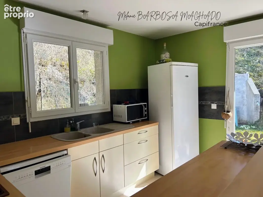 Maison individuelle à vendre 5 pièces à SERRIERES EN CHAUTAGNE (73) d'environ 117 m² à environ 30 minutes d'Aix-les-Bains et d'e - photo 2