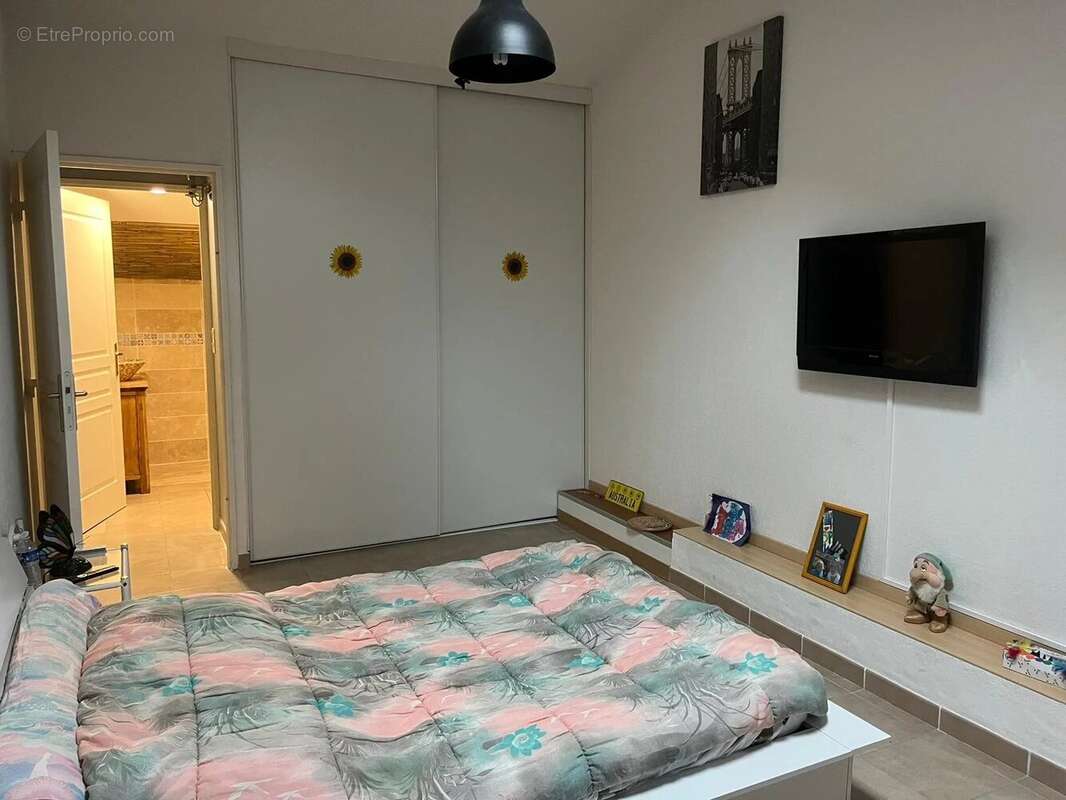 Appartement à LORGUES