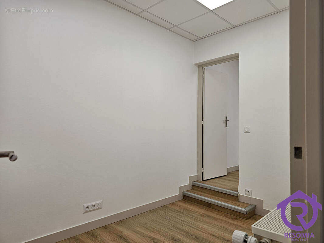 Commerce à PARIS-15E