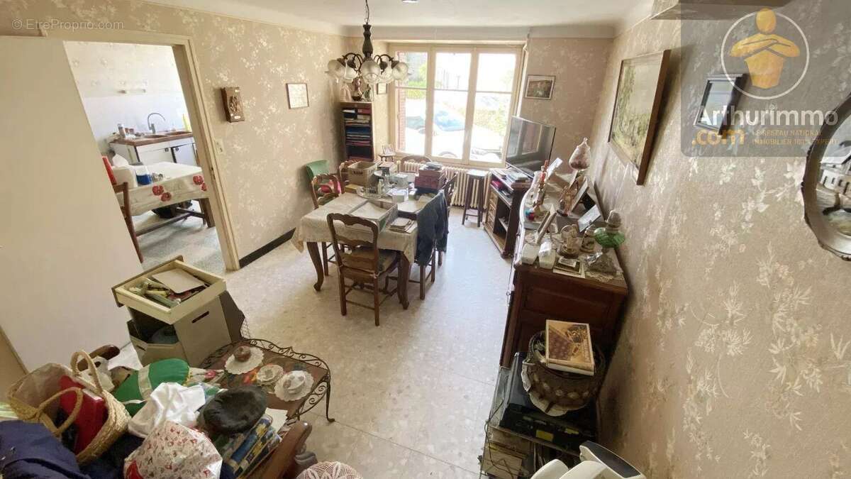 Maison à PRENOUVELLON