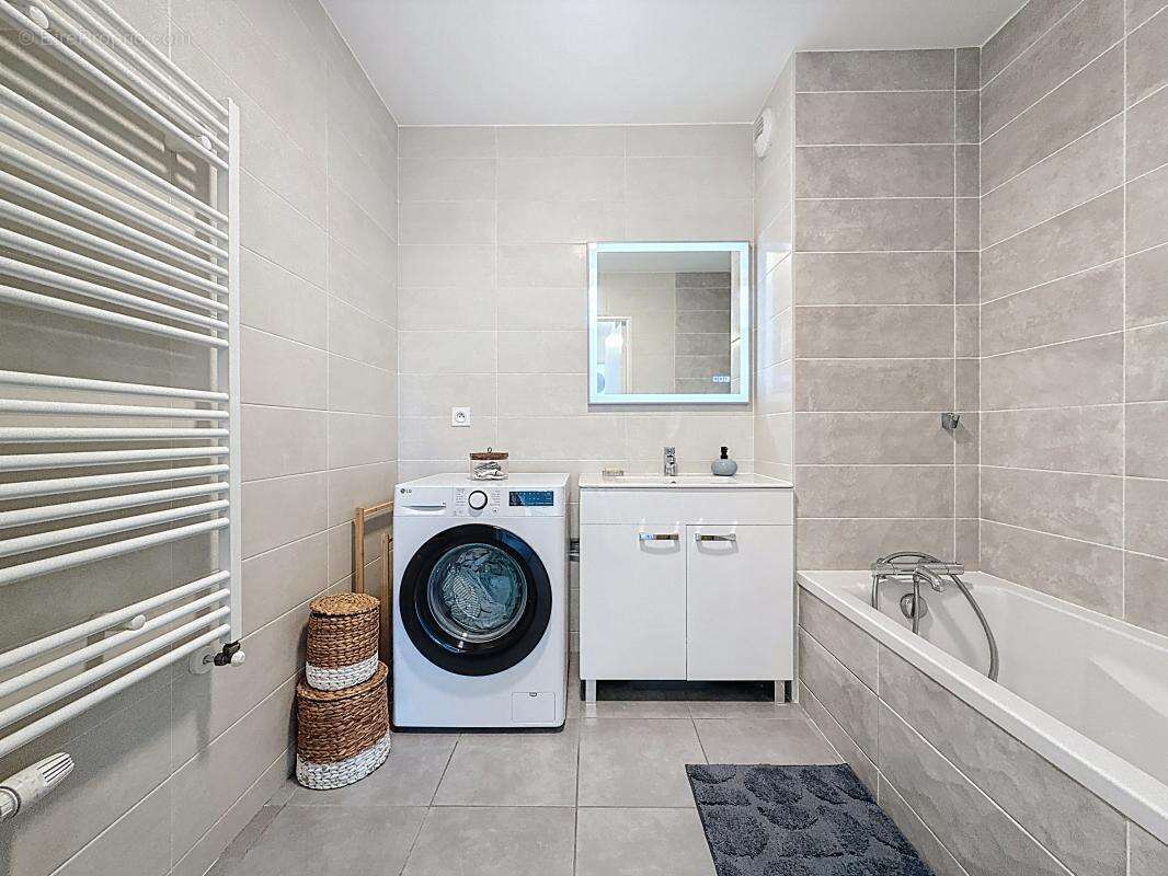 Appartement à VENISSIEUX