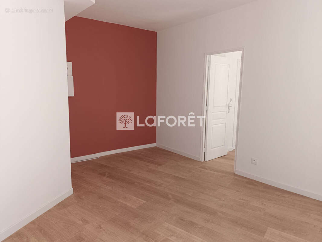 Appartement à CUERS