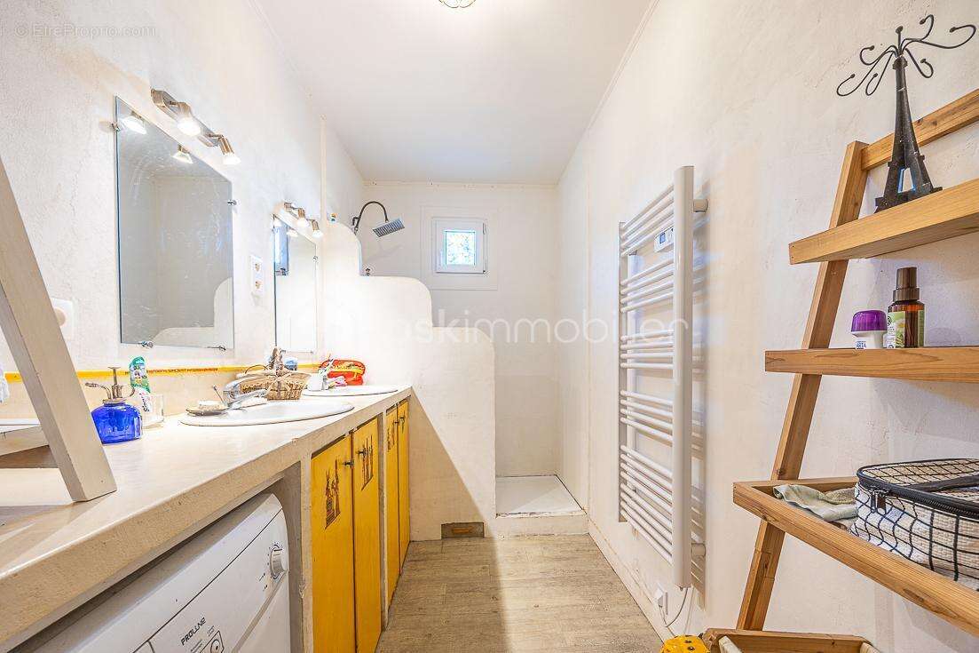 ***** plain-pied, 2 chambres, bureau, grand jardin arboré, quartier brizeaux à niort ***** - photo 9