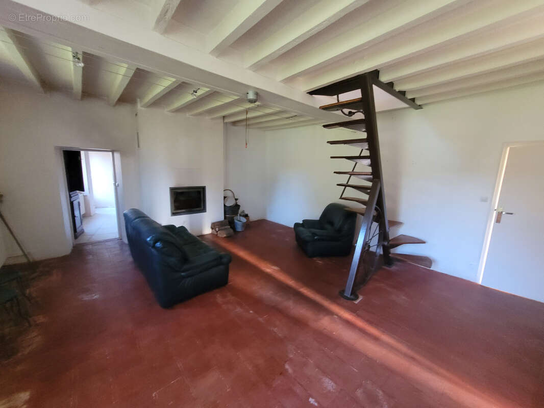 Maison à PRECIGNE