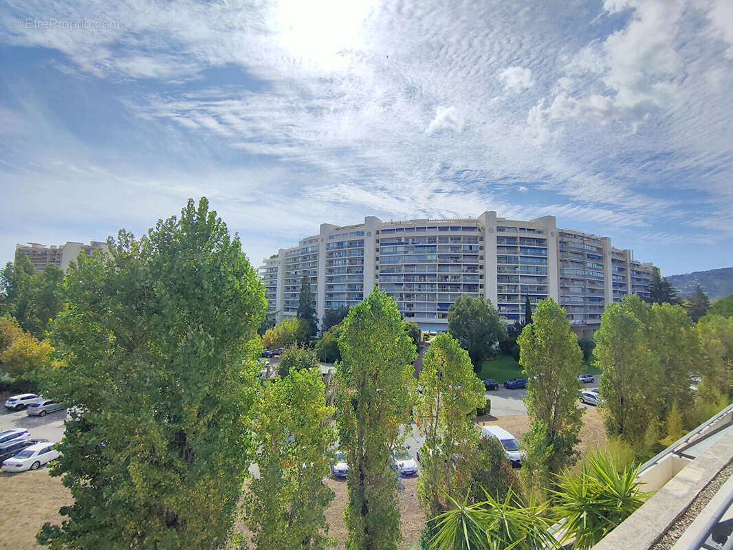 Appartement à MANDELIEU-LA-NAPOULE