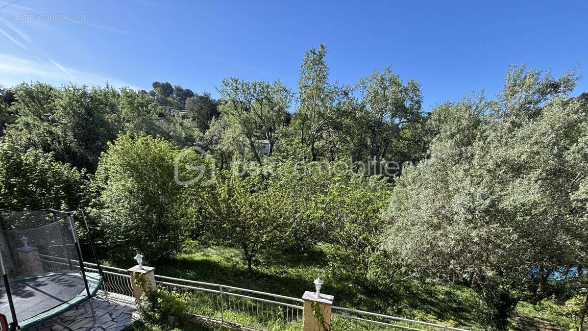 Appartement à VENCE