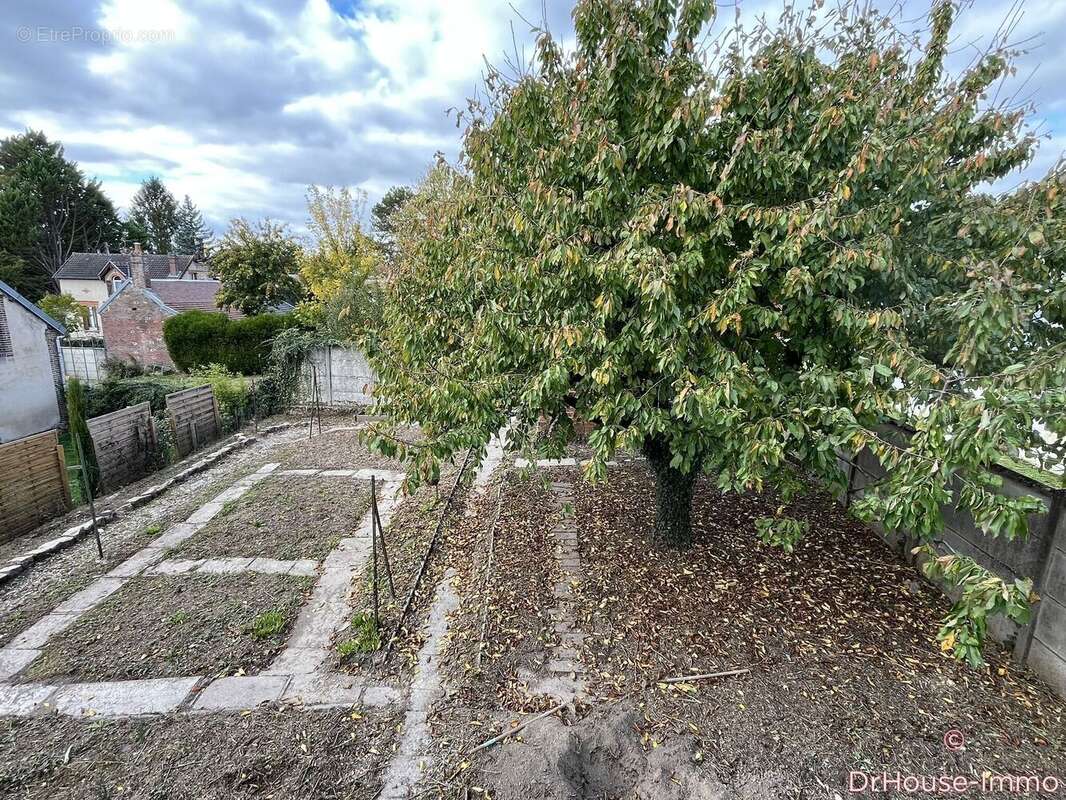 Maison à AIX-EN-OTHE