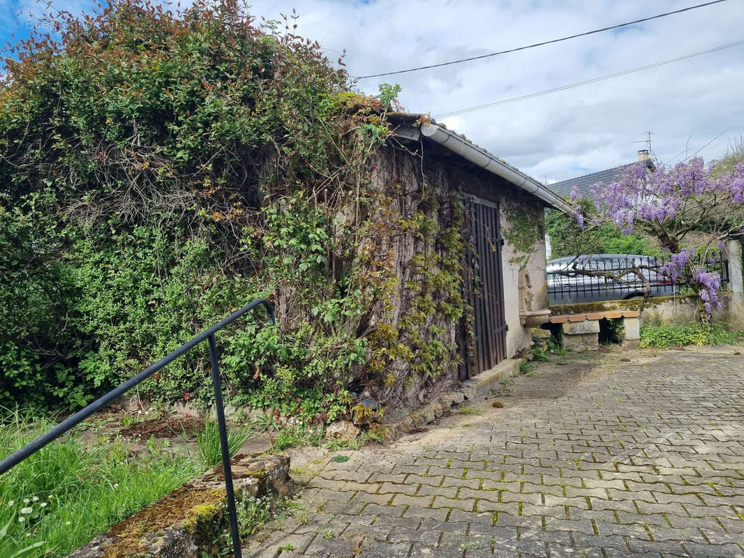 Maison à NEUVY-SAINT-SEPULCHRE