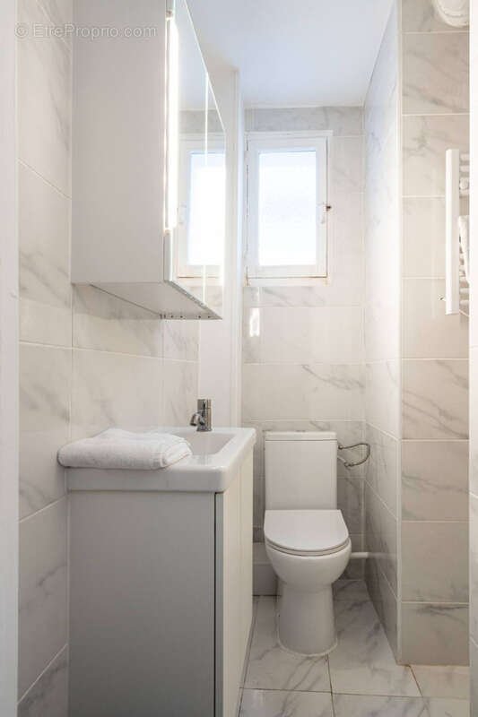 Appartement à PARIS-3E