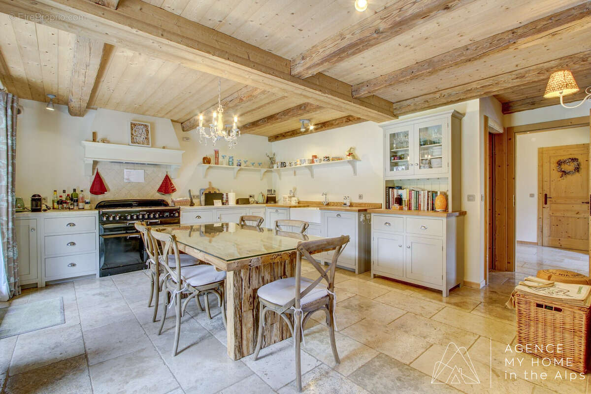 Maison à SEYTROUX