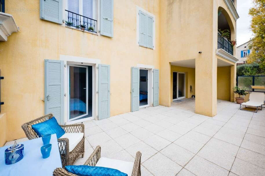 Appartement à HYERES
