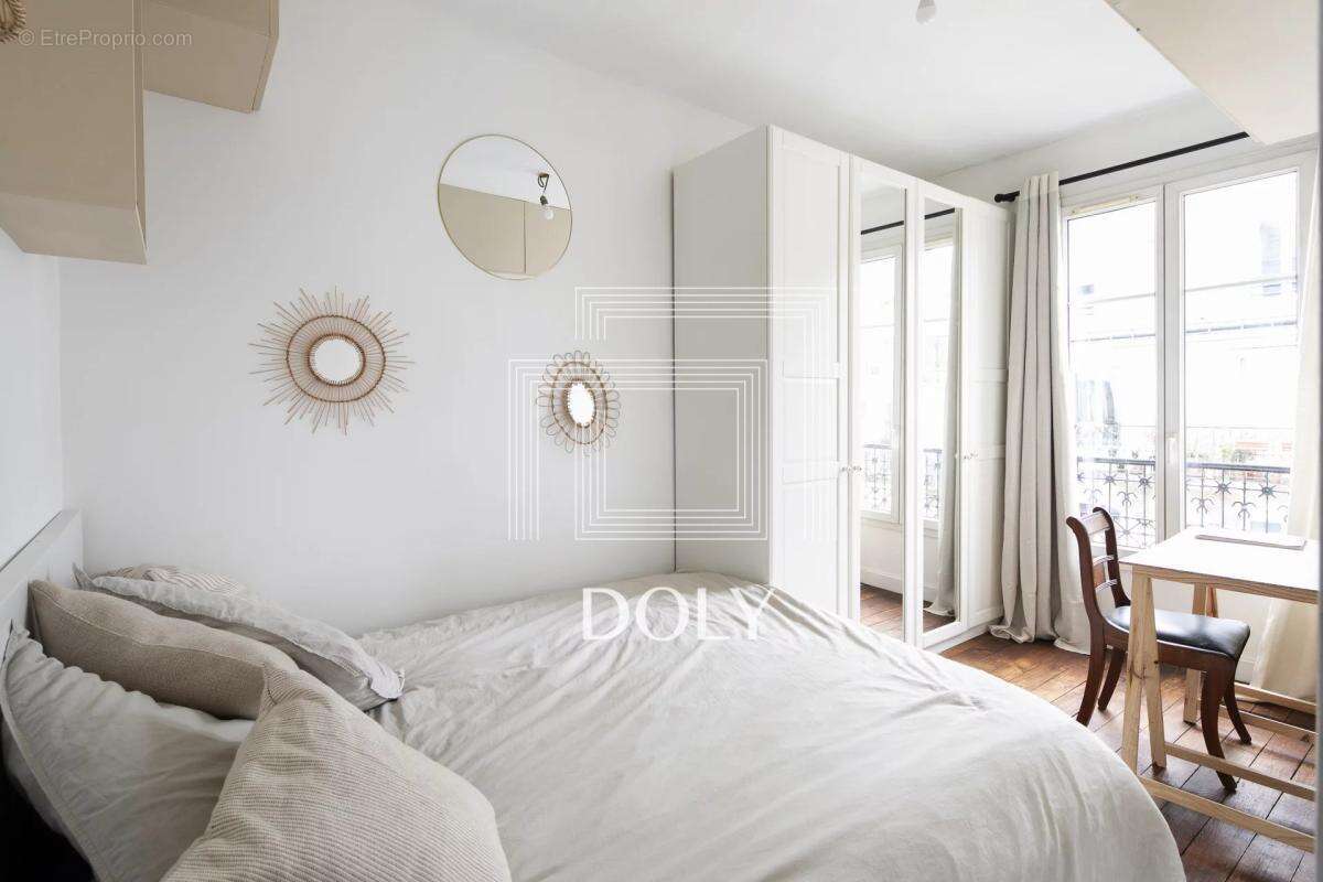 Appartement à PARIS-7E