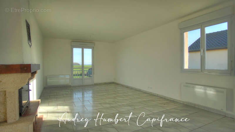 Maison à PINTHEVILLE