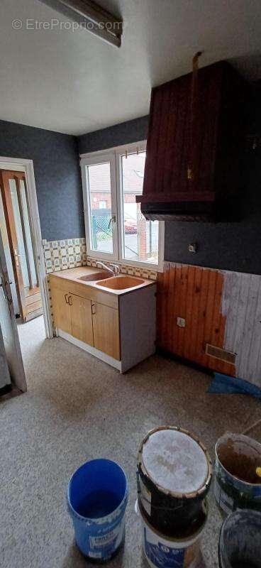 Maison à OSTRICOURT