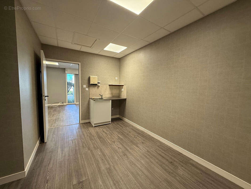 Commerce à SAINT-MAIXENT-L&#039;ECOLE