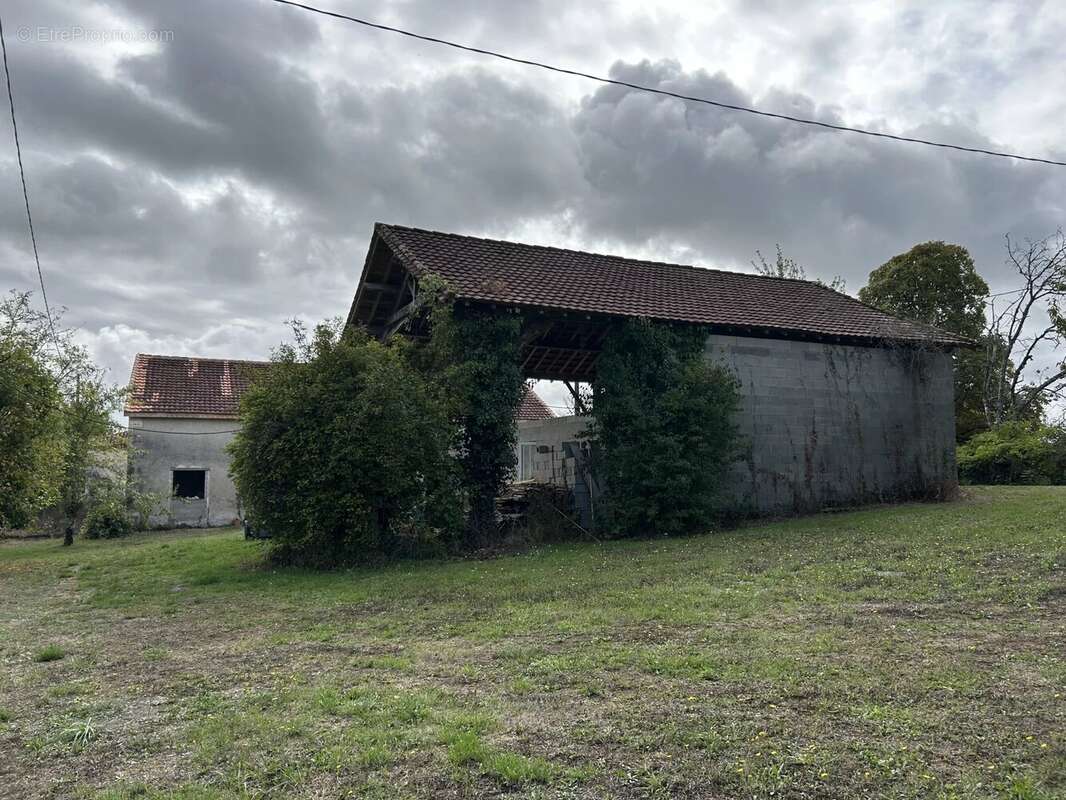 Maison à VERTEILLAC
