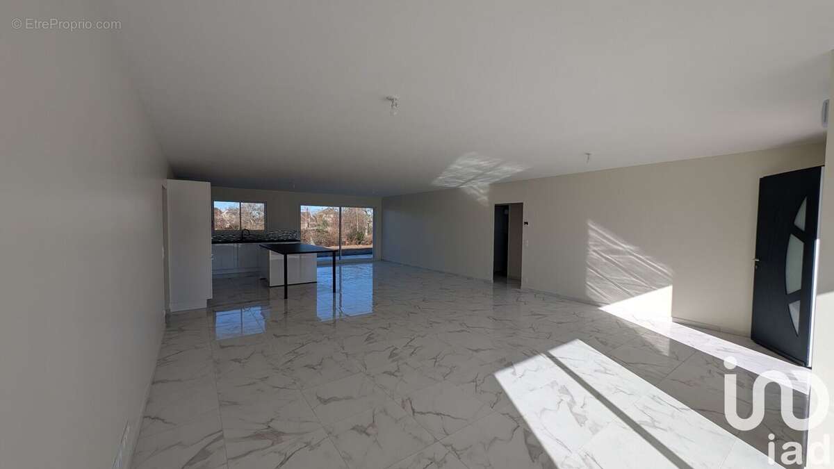 Photo 5 - Maison à LA CHATRE