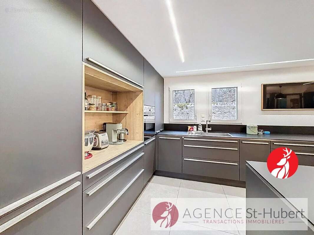 Maison à FONTAINEBLEAU