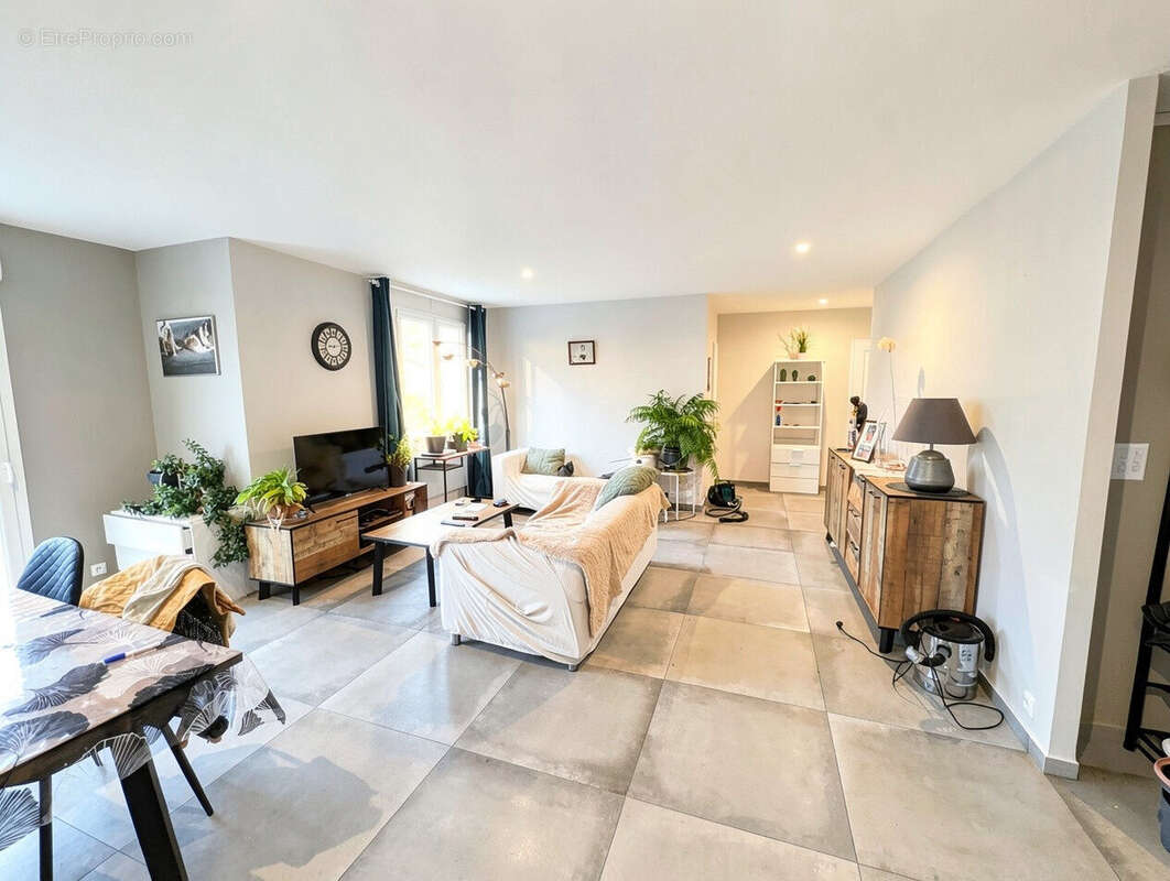 Photo 2 - Maison à CASTELLANE