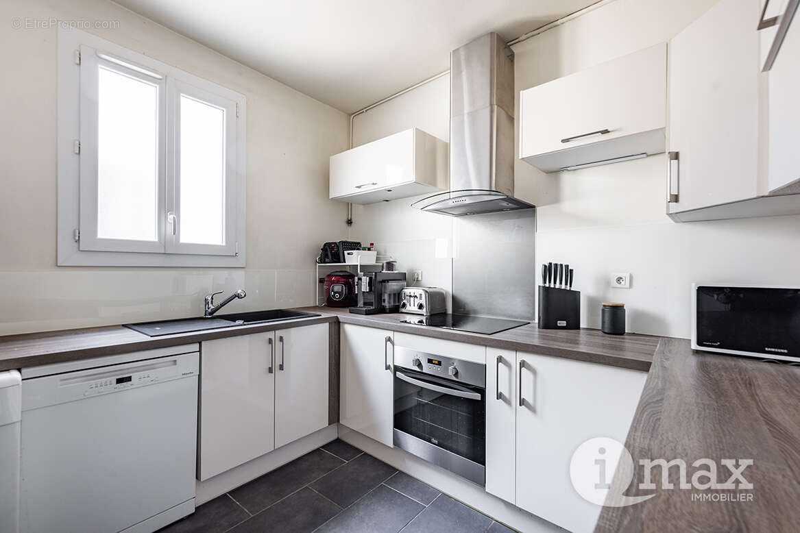 Appartement à BOIS-COLOMBES