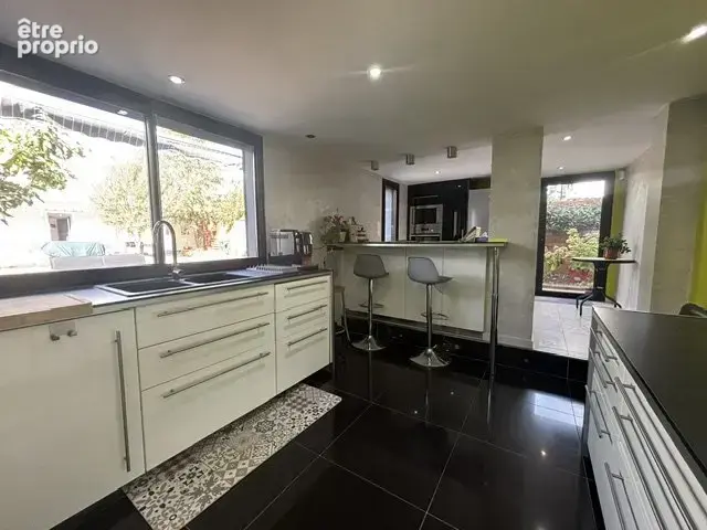 Maison 184 m² à Pontault-Combault  - photo 5