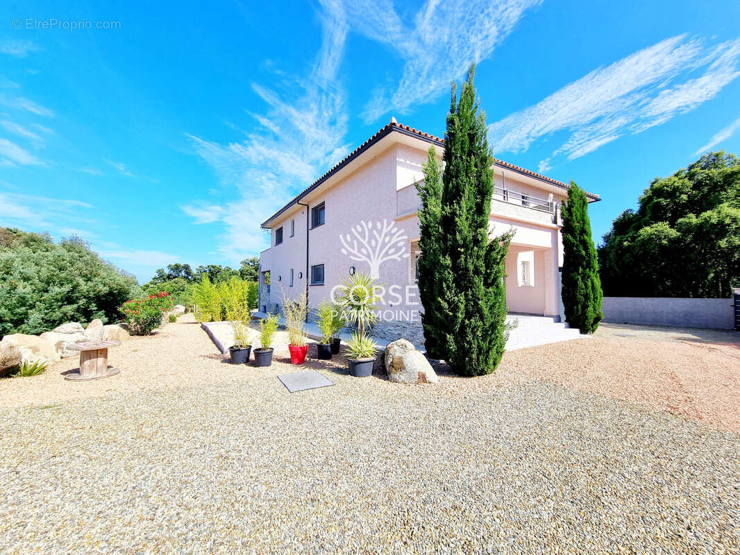 Maison à SOLARO