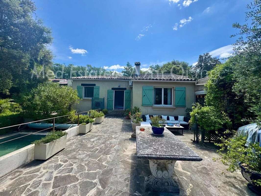 Maison à LA GARDE-FREINET