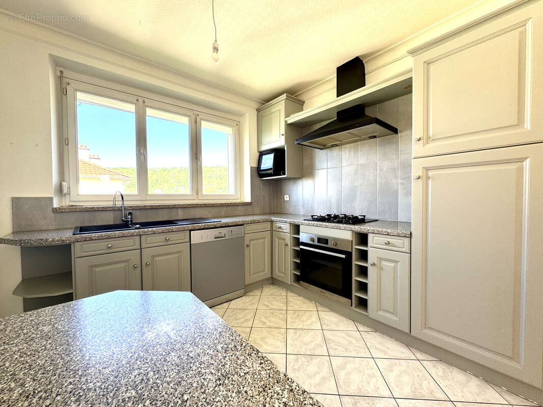 Appartement à JOEUF