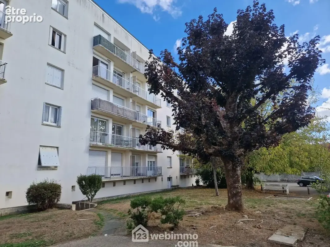 Appartement 3 pièces 66 m² à vendre à La Roche-Sur-Yon (85000) - photo 9
