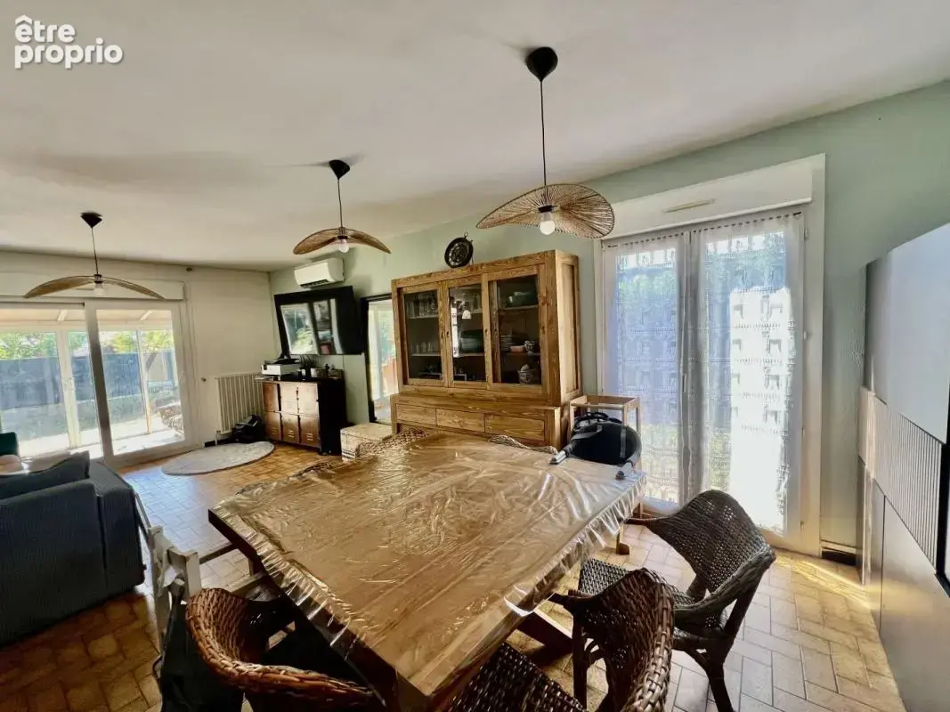 Maison 90 m² à vendre à Saint-Gilles (30800) - photo 3