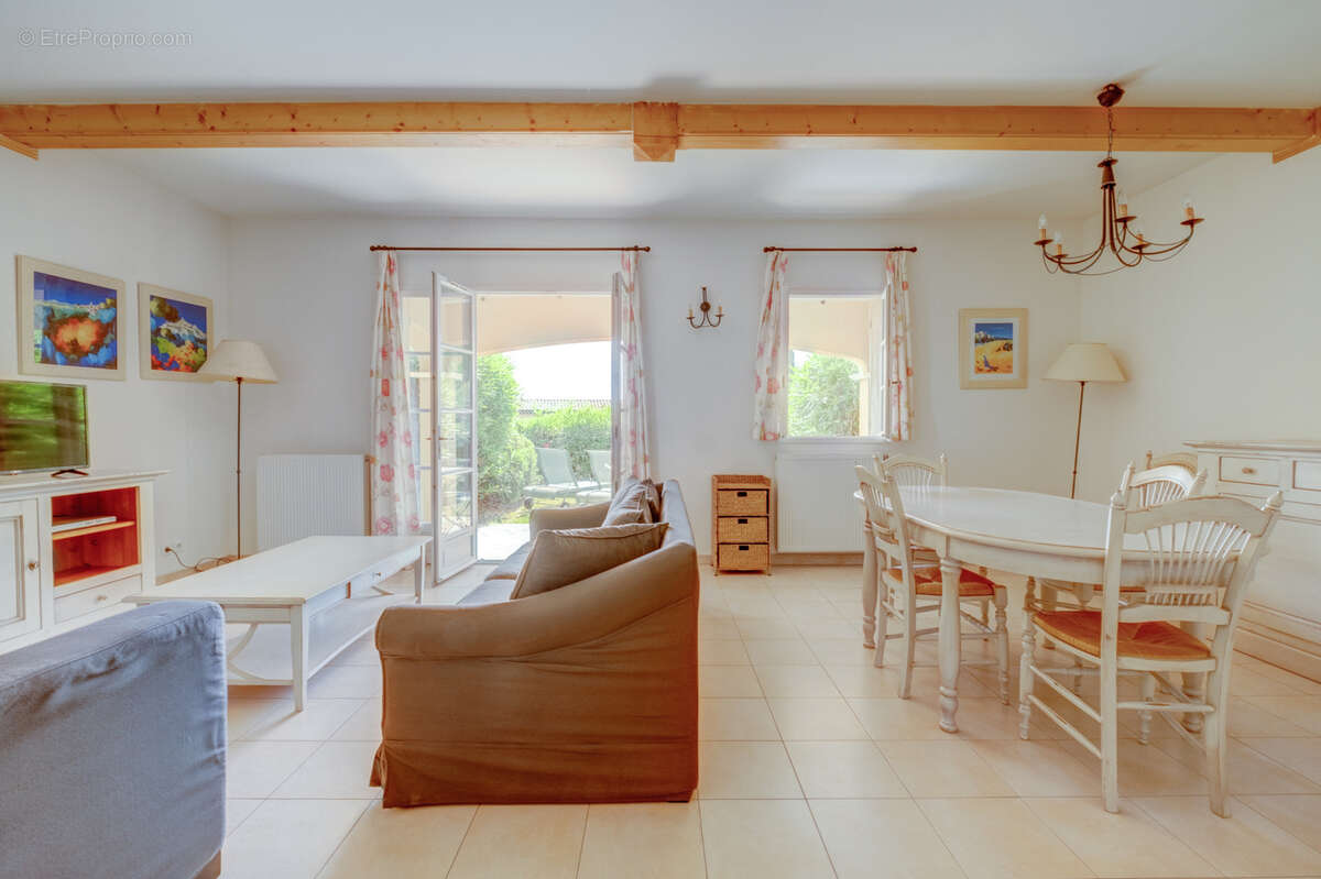 Maison à LA MOTTE