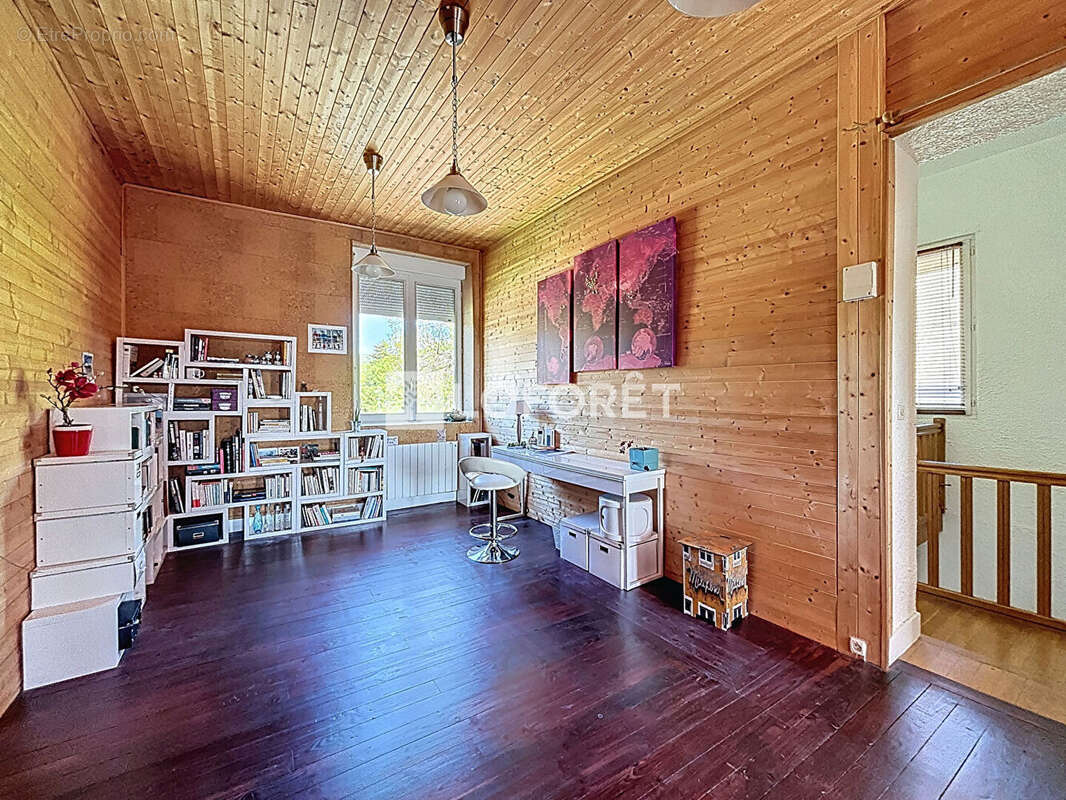 Appartement à SAINT-CYR-AU-MONT-D'OR