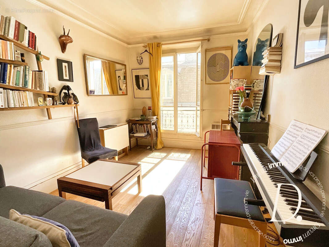 Appartement à PARIS-18E