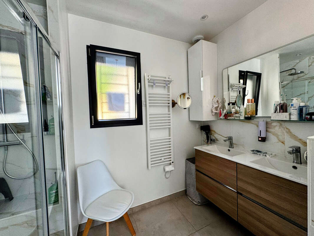 Maison à PUYLOUBIER