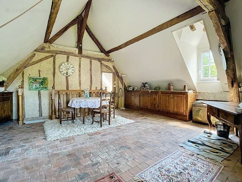 Maison à VILLEDIEU-LE-CHATEAU