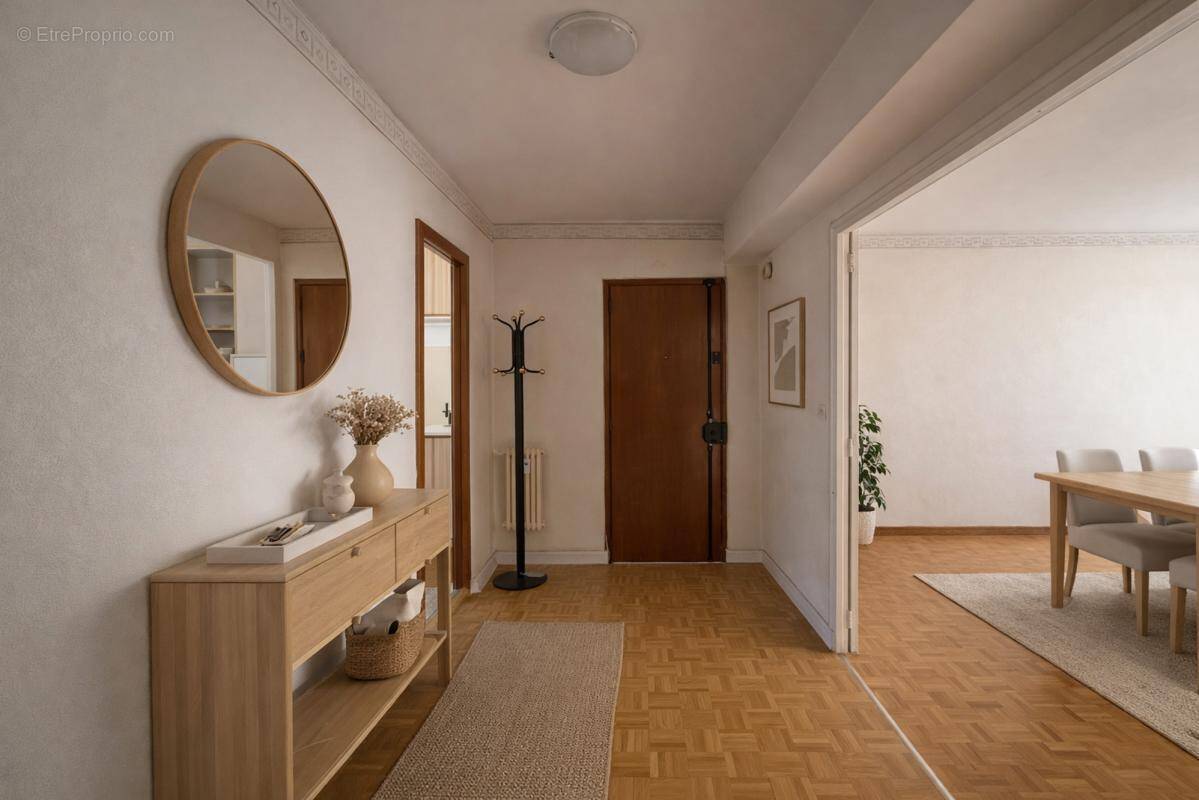 Appartement à MARSEILLE-4E