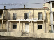 Appartement à MEYRANNES