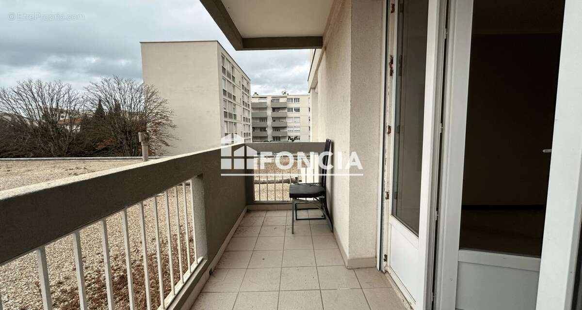 Appartement à NIMES